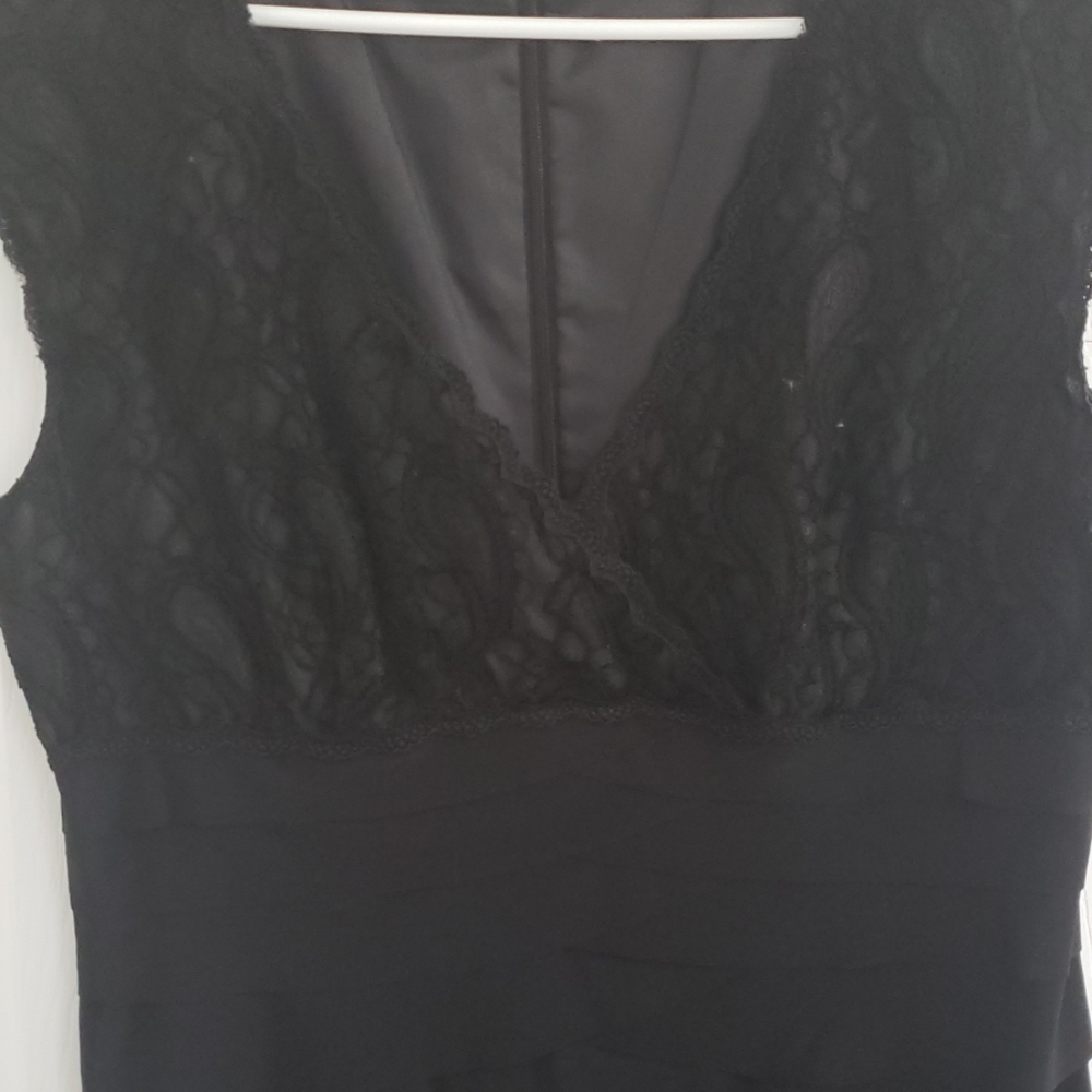 Dress - Picture 3 of 3